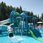 Wonder Chalet