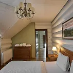 Wonder Chalet